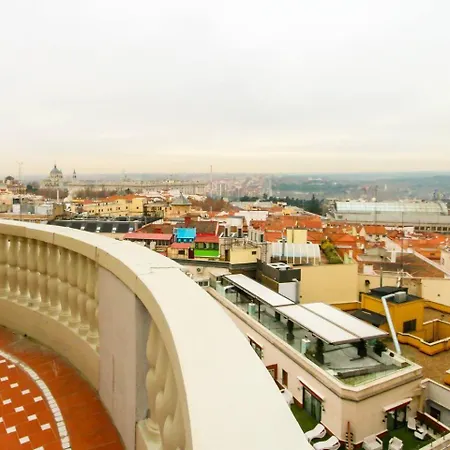 Apartamento Con Terraza A Gran Via Y Palacio Real Madrid Exterior photo